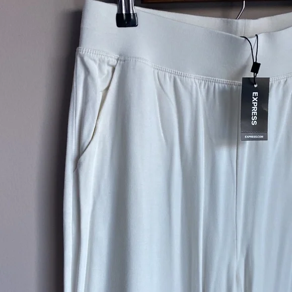 NWT Express Two Piece Lounge Sweatshirt and Pants Size S - Picture 8 of 10